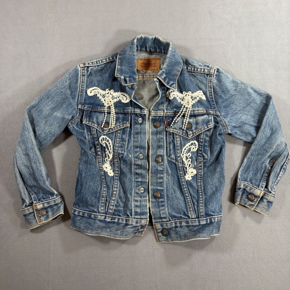 Levi's Denim Jacket Kids Size 10 Blue Good Lace Pearl Custom Rhinestone 70806